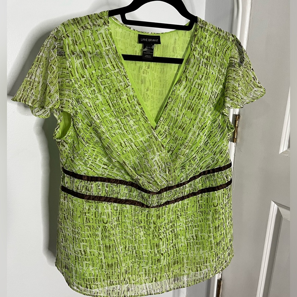 Lovely LANE BRYANT Summer Top - Size 14/16
